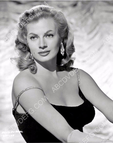 Anita Ekberg beautiful in black portrait 8b20-2210