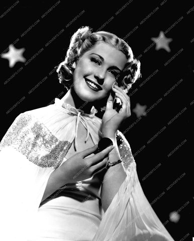 Anita Louise does a quick makeup check 8b20-2273