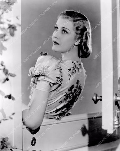 Anita Louise portrait 8b20-2278