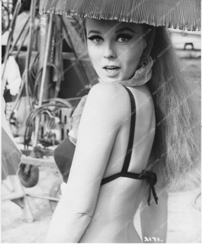 Ann-Margret sexy in bikini 8b20-2354
