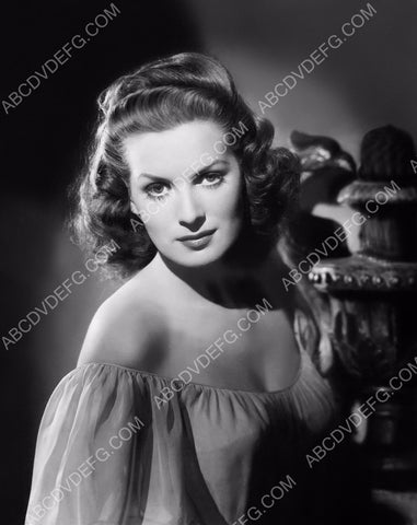 beautiful Maureen O'Hara portrait 8b20-2597