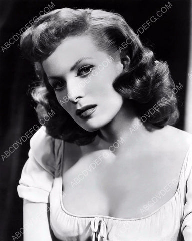 beautiful Maureen O'Hara portrait 8b20-2731