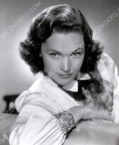 Maureen O'Sullivan portrait 8b20-2764