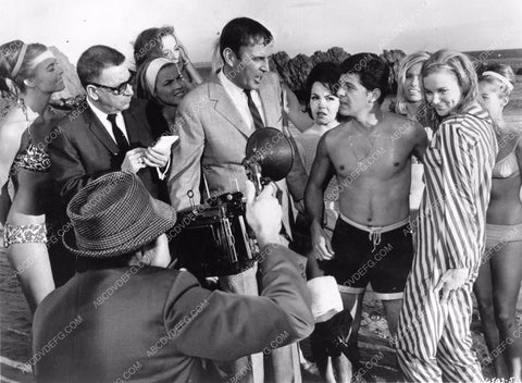 Annette Funicello Frankie Avalon film Muscle Beach Party 8b20-2938