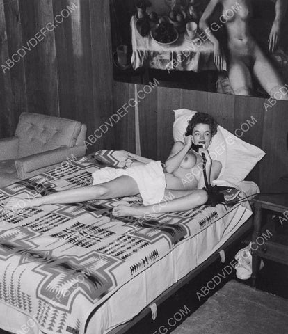 Arline Hunter in the all together on the telephone 8b20-3010