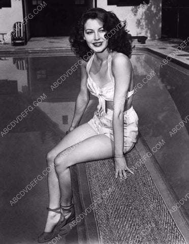 Ava Gardner in her new swimwear sitting on the diving board 8b20-3035