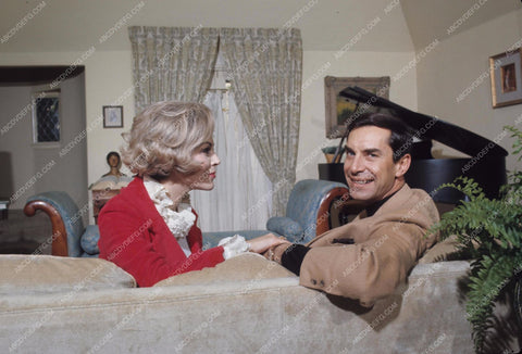 Barbara Bain Martin Landau candid at home 8b20-3158