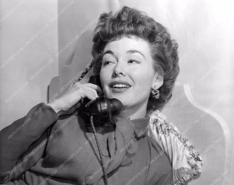 beautiful Barbara Rush on the telephone 8b20-3393