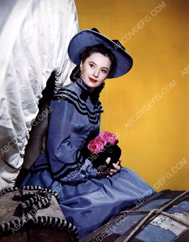 Barbara Stanwyck traveling by covered wagon pic 8b20-3534