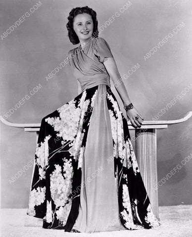Barbara Stanwyck fashion portrait 8b20-3582