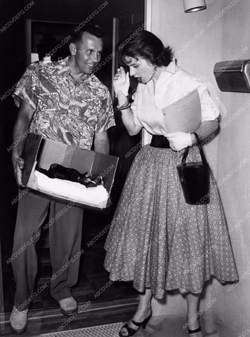 candid Amanda Blake w script in hand greeted by new puppy dogs 8b20-3738