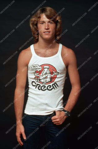 Andy Gibb in his Creem tank-top 8b20-3834