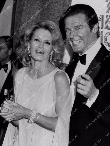 Angie Dickinson Roger Moore at some awards ceremony 8b20-3870
