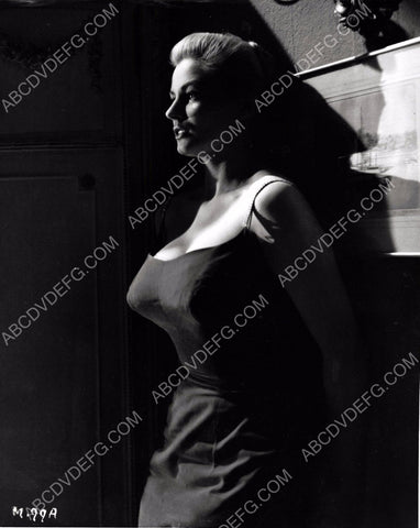 Anita Ekberg standing in the shadows 8b20-3960