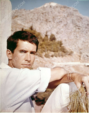 Anthony Perkins outdoors portrait 8b20-4386