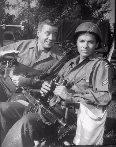 candid Audie Murphy behind the scenes 8b20-4474