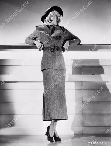gorgeous Betty Grable full length fashion portrait 8b20-4821