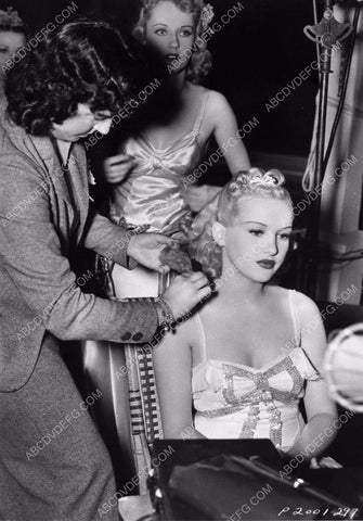 candid Betty Grable gets her hair done in makeup department 8b20-4850