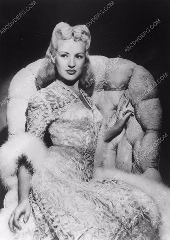 beautiful Betty Grable portrait 8b20-4855