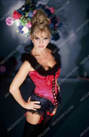 beautiful Brigitte Bardot in sexy outfit film Viva Maria 8b20-5326