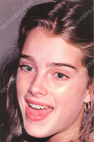 Brooke Shields pic 8b20-5457