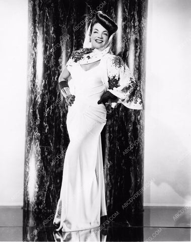 Carmen Miranda full length fashion portrait 8b20-5662