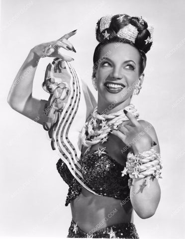 Carmen Miranda doing a dance number 8b20-5663