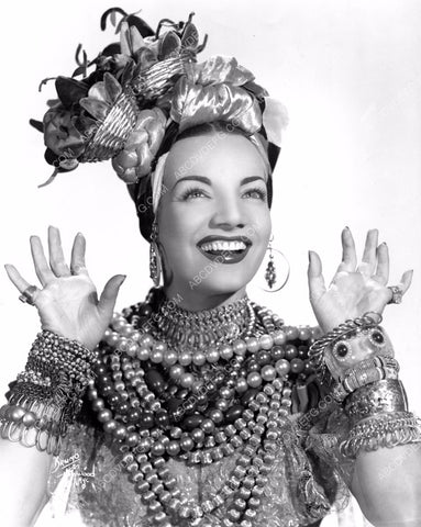 Carmen Miranda portrait 8b20-5673