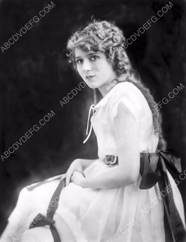 Mary Pickford portrait 8b20-5801