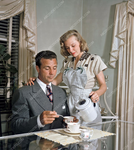 Dick Powell June Allyson at home w morning coffee 8b20-5830