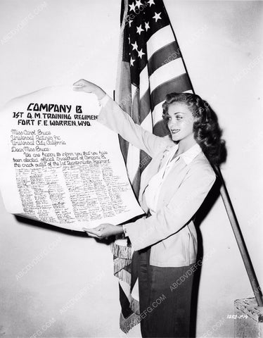 Carol Bruce gets letter of appreciation from boys in Company B 8b20-5871