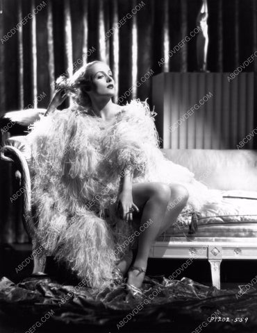 Carole Lombard wrapped in white boa 8b20-6026