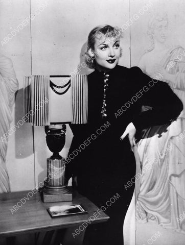 Carole Lombard portrait 8b20-6088