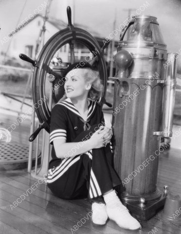 Carole Lombard sportring her sailor outfit ready for boat ride 8b20-6103
