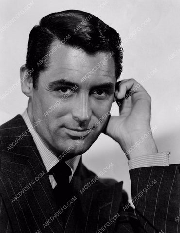 Cary Grant portrait 8b20-6183
