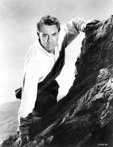Cary Grant in action in the rocks 8b20-6196