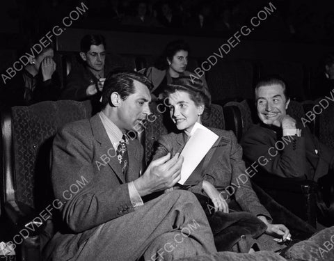 Cary Grant and wife at the movies 8b20-6198