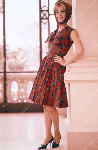 Catherine Deneuve full length fashion portrait 8b20-6237