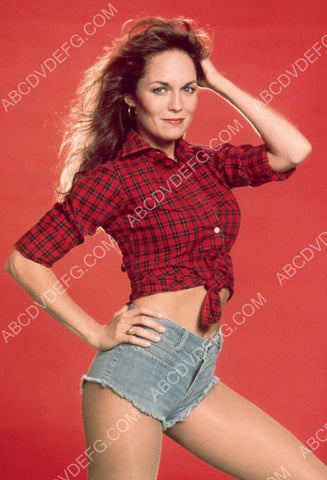 Catherine Bach in her Daisy Dukes 8b20-6251