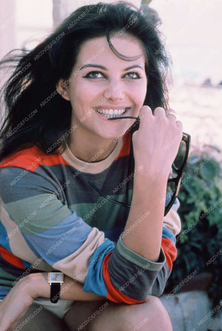 candid Claudia Cardinale pic 8b20-6460
