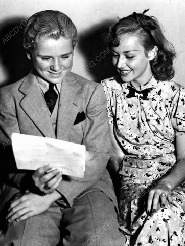 candid Jackie Cooper and Anne Shirley 8b20-6724