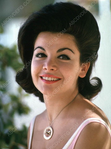 beautiful Annette Funicello portrait 8b20-6758