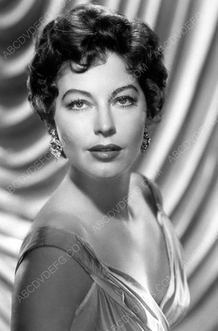beautiful Ava Gardner portrait 8b20-6812