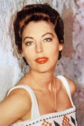 Ava Gardner pic 8b20-6823
