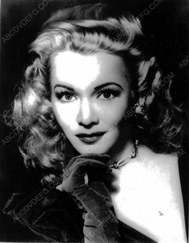 Carole Landis pic 8b20-6845