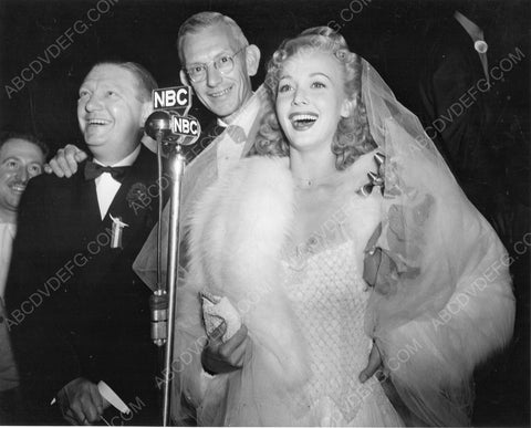 beautiful Carole Landis at the NBC microphone 8b20-6873