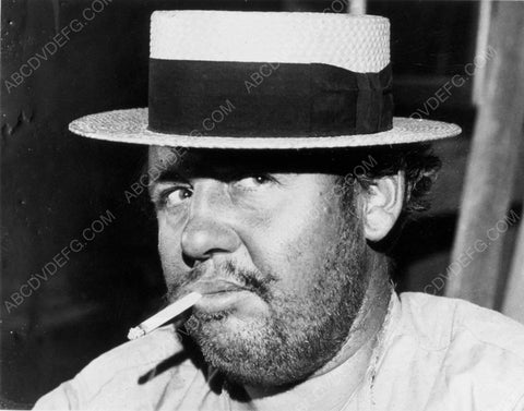 Charles Laughton portrait gruff beard straw hat 8b20-6919
