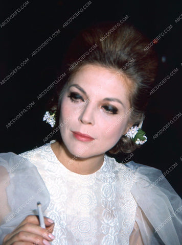 Barbara Bain portrait 8b20-7285