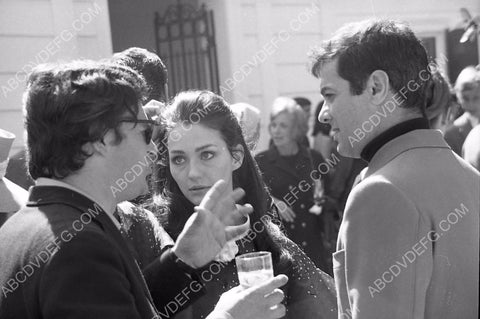 candid Christine Kaufman pic 8b20-7563