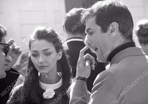 candid Christine Kaufman pic 8b20-7564